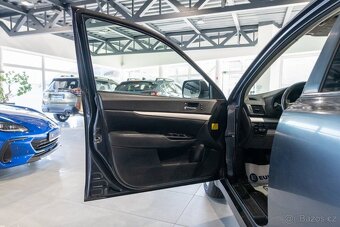 Subaru Outback 2.5 CVT VA - 16