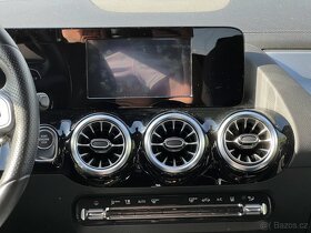 MERCEDES BENZ B250e AMG - 16