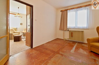 Rodinný dům s garáží a velkou zahradou, krásným výhledem, St - 16