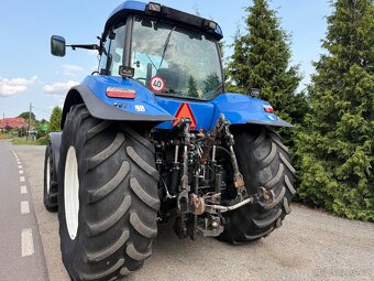 New Holland T8020  rok vyroby 2008 - 16