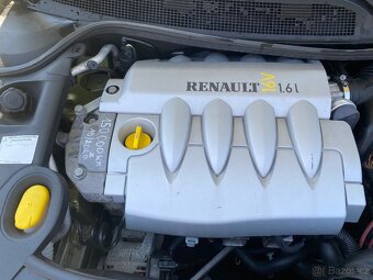 Renault Megane 1.6 i - 16