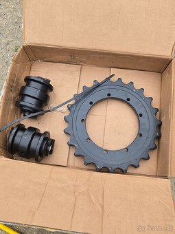Prodám Minibagr Tateuchi Tb-135 Vaha 3.5T nový podvozek Roze - 16