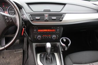 BMW X1, 118D xDrive, 105 kW, tažné, servis - 16
