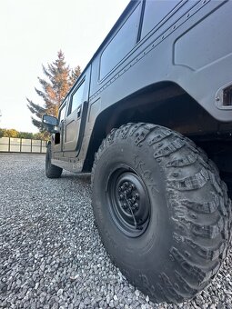 HUMMER H1 - 16