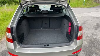 Škoda Octavia 2.0tdi,2014,199tkm,110KW,MAN.,4x4,BIXENON - 16