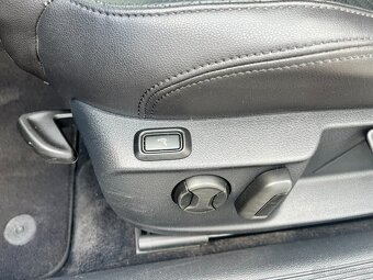VW Passat B8 2,0TDi 110kW, 2016, LED, tažné,masáže - 16