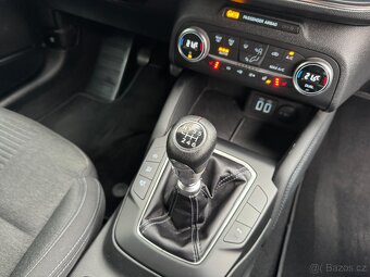 Ford Focus Active X 1.5 88kW Manual LED Navigace Kamera Temp - 16
