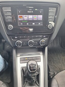 Skoda octavia 3 combi 2L tdi 110KW - 16
