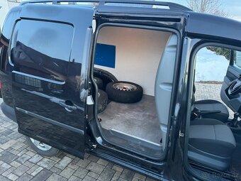 Volkswagen Caddy MAXI 2,0 TDi 75kW Webasto 2017 DPH - 16