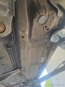 Volkswagen Golf IV 1.6 - 16