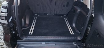 TOYOTA LANDCRUISER() 2.8 D-4D 150 kW Executive AT 5dv. - 16