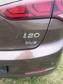 Hyundai i20 1,2i blue - 16