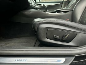 BMW Řada 5 520d G31 AUT DPH LED KAMERA KŮŽE SUPER STAV - 16
