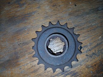 Díly na jawa 250 - 16