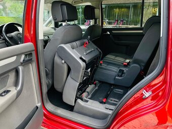 Volkswagen Touran 1.2TSI 7MÍST MANUÁL VÝHŘEV SERVISKA - 16
