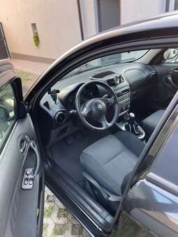 Alfa Romeo 147 1,6 TS 88 KW - 16