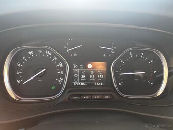 Peugeot Expert Traveller 2.0D, 110 kW, 2018, 8 míst - 16
