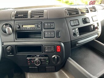 DAF CF - 16