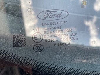Ford Kuga Titanium 1,5 EB 110 kW, tažné zařízení - 16