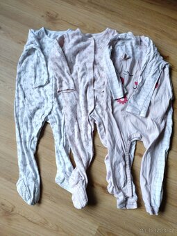 Dívčí set oblečení vel.86 - 16