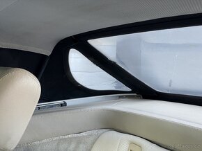 Mercedes-Benz R129 300 SL – Ikona stylu a inženýrství z prvn - 16
