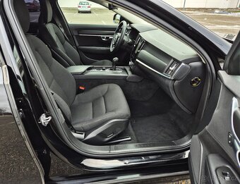 VOLVO V90 2.0D 2019 LED NAVI DPH 1 MAJITEL TOP CENA - 16