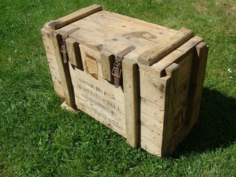 Bedna od munice - Francouz. kanon K331 ráže 105 mm - 16