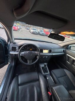 OPEL VECTRA  2.8 V6 TURBO 169kw /// 10/2005 - 16
