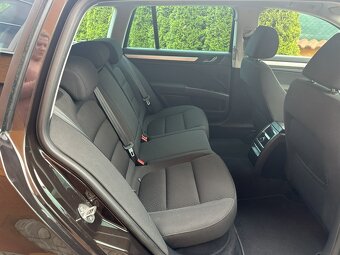 Škoda Superb 2.0 TDi 103kW serviska - 16