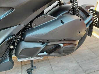 Piaggio Beverly 300i HPE, 2023, TOP stav, 6000km - 16