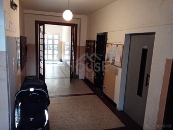 Prodej bytu 1+kk, 26,3 m2, Praha 7 - Holešovice. - 16
