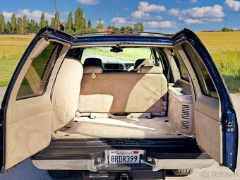 1999 Chevrolet Suburban 1500 LT | 5.7L V8 | 4x4 - 16