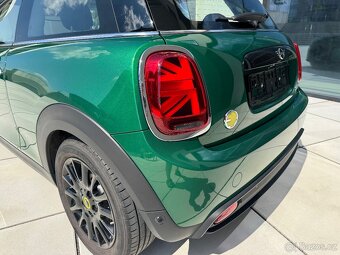 MINI COOPER SE 135KW PANORAMA 1 MAJITEL - 16