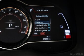Hyundai Kona Electric 64 kWh Premium 150 kW (03/2021) - 16