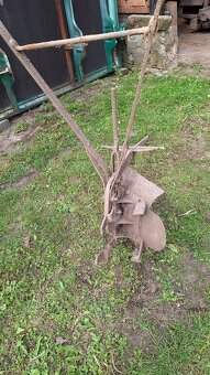 Pluh, podmitače, ohrňovač za koňe - 16