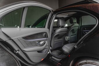 MERCEDES BENZ E53-AMG-4M-DIS-360-R19 - 16