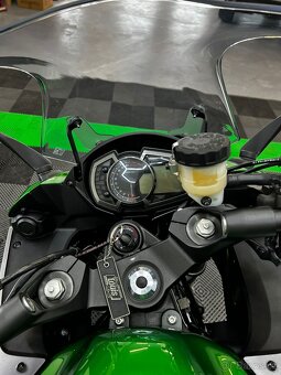Kawasaki Z1000SX - 16