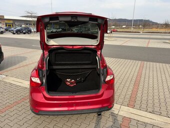 Ford Focus 1.6 EB 110kw TOP VÝBAVA - 16