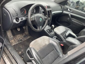 Škoda Octavia II VRS na díly. - 16