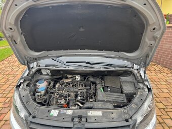 VW Caddy 2011 - 16