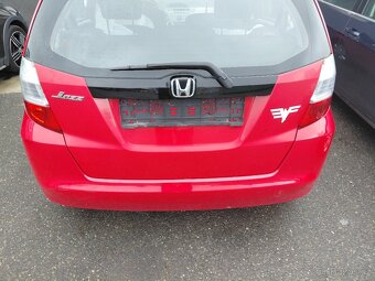 HONDA JAZZ 1.3i, 73kW, 160000km, po STK, TOP CENA - 16