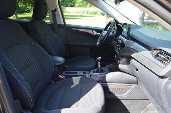 PRODÁM FORD KUGA 1.5TDCI 2022 NOVÝ MODEL PERFEKTNÍ - 16