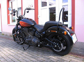 Harley Davidson FXBBS Street Bob motor M8 - 16