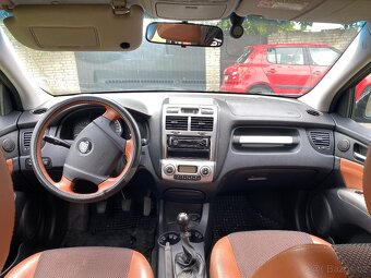 Kia Sportage 2.0 16V 4WD – na opravu nebo na díly - 16