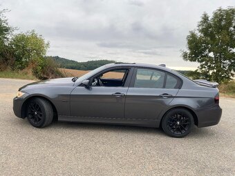Bmw e90 320i - 16