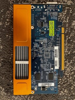 Náhradní komponenty - 16