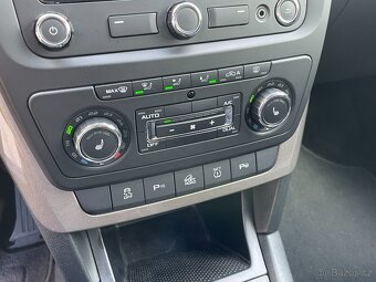 Škoda Yeti  2.0 TDI Elegance 4x4 DSG Navi - 16
