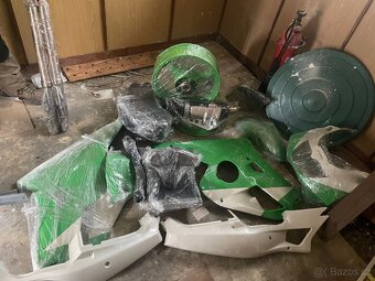 Kawasaki ZXR 400 1999 - 16