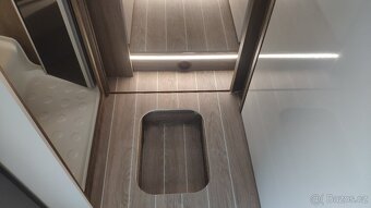 CI MAGIS INTEGRAL 67 2025 VÝBAVA AKČNÍ CENA královská postel - 16