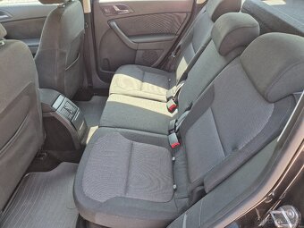 Škoda Yeti 1.2TSi,77KW,6rychl.KLIMA,ALU,PLNÝ SERVIS,R.V.2010 - 16